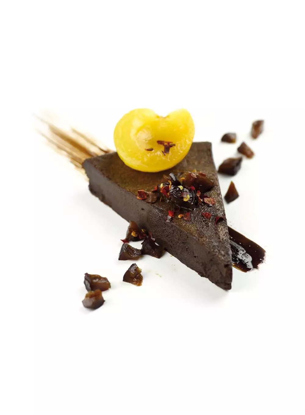 Semifreddo alle prugne con albicocche piccanti