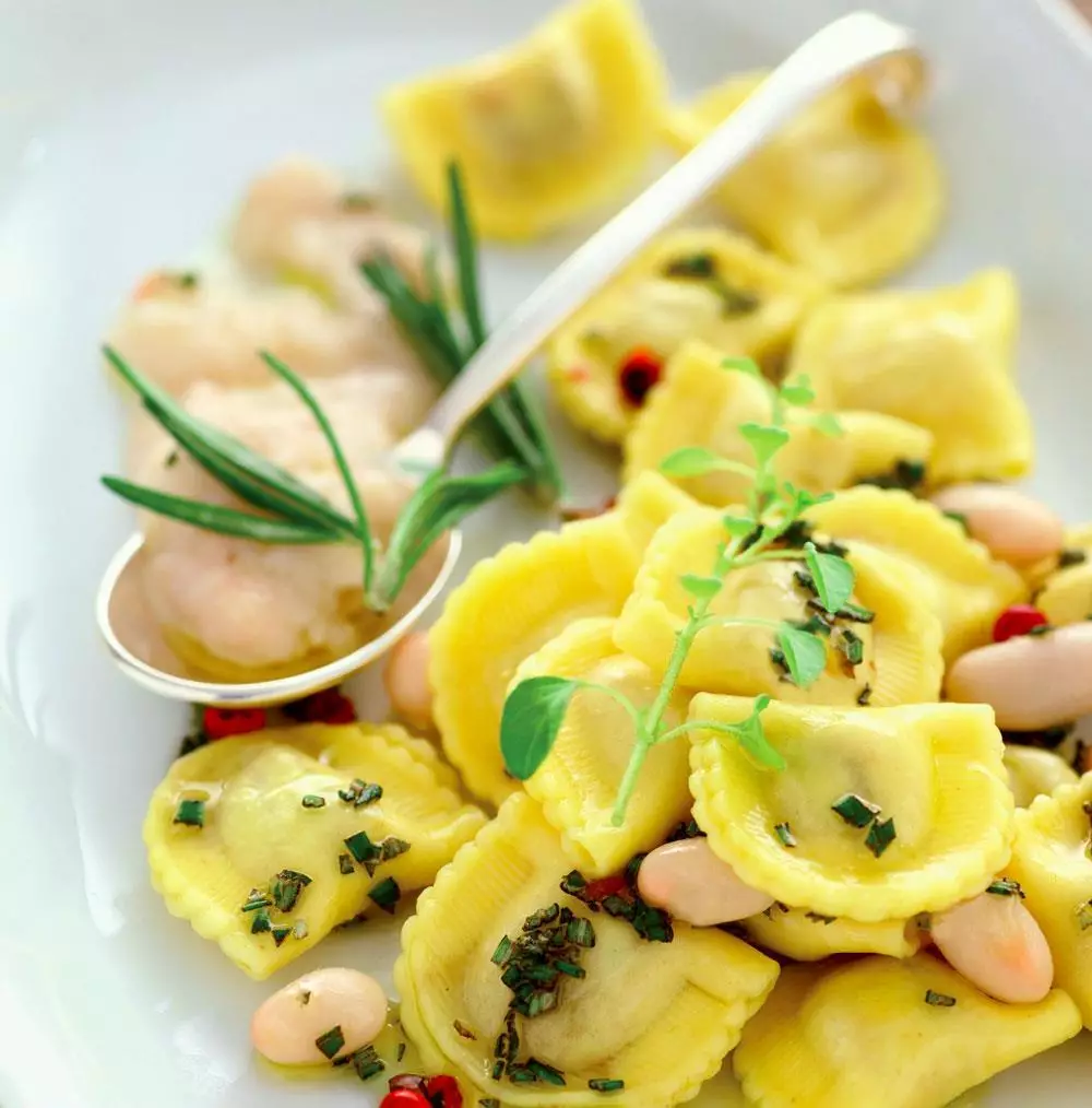 Tortelli di brasato con cannellini