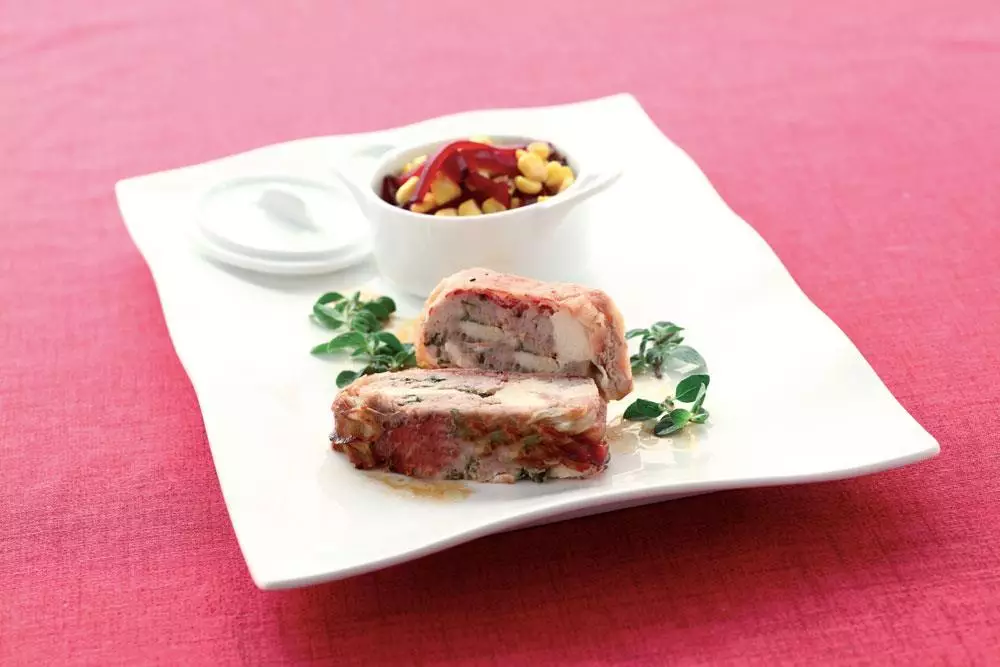 Terrina di tacchinella bardata al mais e rape rosse