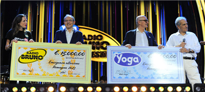 Yoga Romagna Limited Edition Pesca Nettarina, ecco il succo di frutta della Romagna!