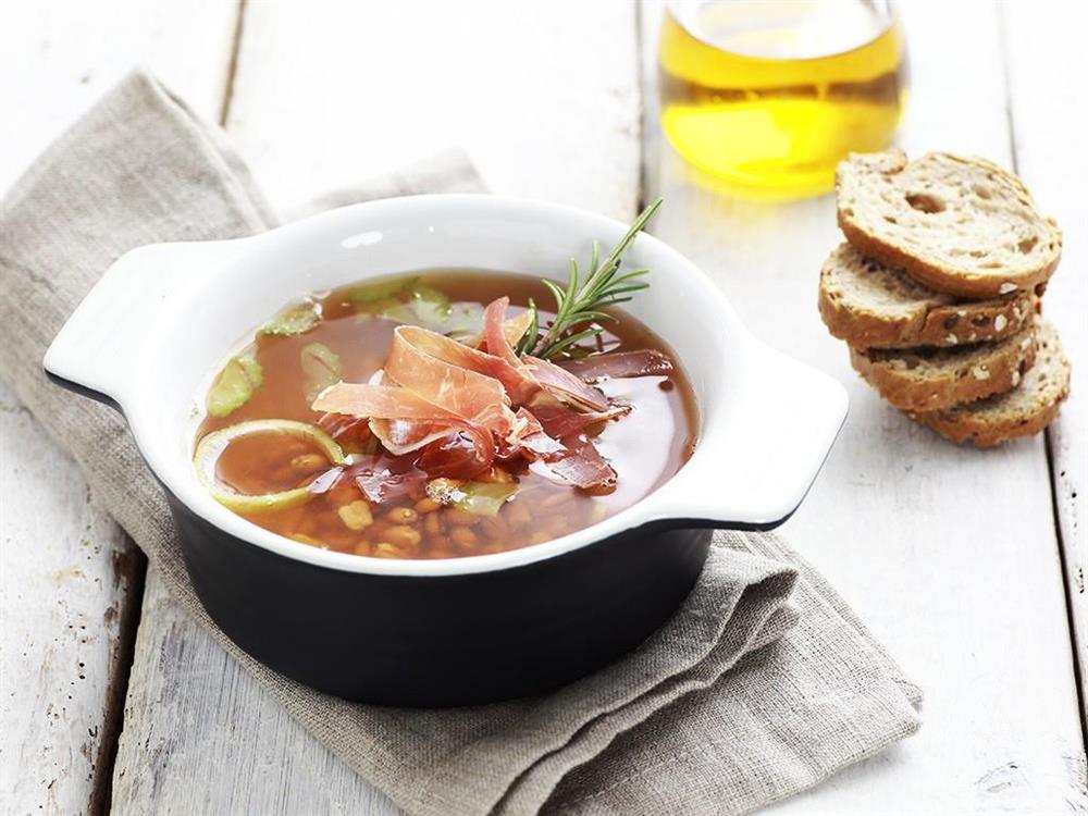 Zuppa di Farro e crudo di Parma